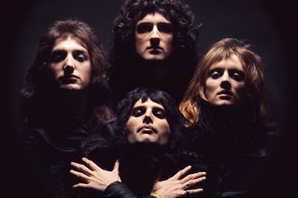 Queen poster